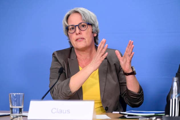 ABB BPK- Kerstin Claus Unabhaengige Bundesbeauftragte gegen sexuellen Missbrauch von Kindern und Jugendlichen (UBSKM) bei der Vorstellung des Bundeslagebild Sexualdelikte zum Nachteil von Kindern und Jugendlichen 2025 Bericht auf der BPK Berlin Bundespressekonferenz in Berlin am 21.07.2026 Berlin Deutschland *** ABB BPK Kerstin Claus, Independent Federal Commissioner Against Sexual Abuse of Children and Adolescents (UBSKM), at the presentation of the 2025 Federal Report on Sexual Offenses Against Children and Adolescents at the BPK Berlin Federal Press Conference in Berlin on July 21, 2026, Berlin, Germany