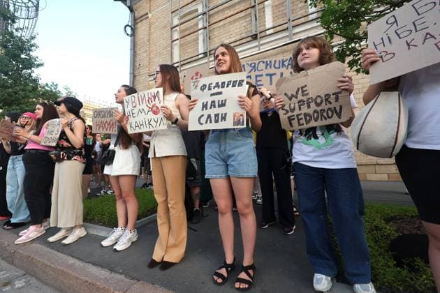 Protest Against Dismissal of Mykhailo Fedorov Enters Fifth Day - Kharkiv Activists protest against the dismissal of Mykhailo Fedorov from the post of the Defence Minister of Ukraine and demand the resignation of Commander-in-Chief of the Armed Forces Oleksandr Syrskyi, Kharkiv, Ukraine, July 20, 2026. Photo by Viacheslav Madiievskyi Ukrinform ABACAPRESS.COM Kharkiv Ukraine  Copyright: xMadiyevskyyxVyacheslav Ukrinformx