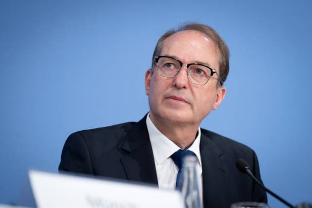 Bundesinnenminister, Alexander Dobrindt Bundeslagebild Sexualdelikte zum Nachteil von Kindern und Jugendlichen 2025 , Berlin, Bundespressekonferenz, Bundesinnenminister, Alexander Dobrindt Berlin Berlin GER *** Federal Minister of the Interior, Alexander Dobrindt; Federal Report on Sexual Offenses Against Children and Adolescents, 2025; Berlin; Federal Press Conference; Federal Minister of the Interior, Alexander Dobrindt; Berlin; Berlin, GER