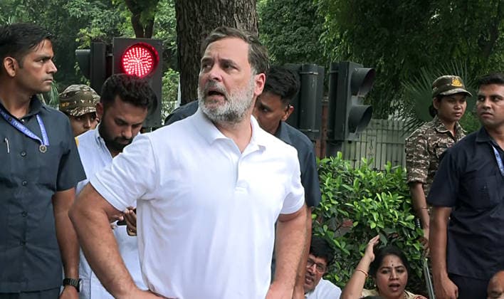 RECORD DATE NOT STATED Congress protests at Lok Kalyan Marg, demanding the resignations of PM Modi and Dharmendra Pradhan New Delhi, Jul 21 (ANI): Lok Sabha LoP Rahul Gandhi, with Congress leaders, holds a protest at Lok Kalyan Marg, demanding the resignations of Prime Minister Narendra Modi and Education Minister Dharmendra Pradhan, in New Delhi on Tuesday. (ANI Video Grab) NEW DELHI Delhi India Copyright: xANIx ANI_20260721270