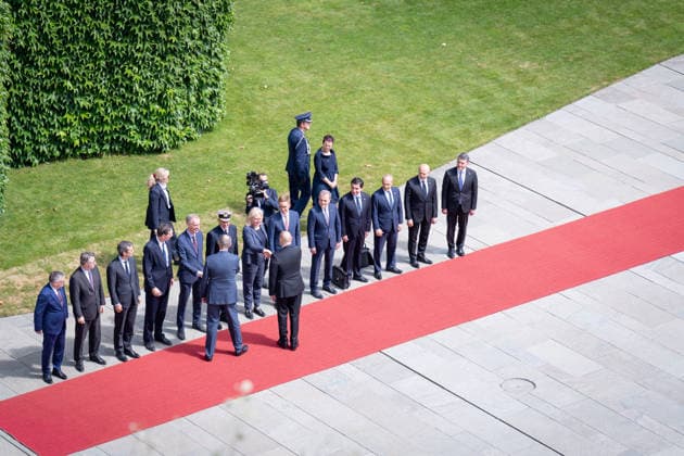 Präsident, Aserbaidschan, Ilham Alijew, Friedrich Merz, Bundeskanzler Berlin, Bundeskanzleramt, Militärische Ehren, Präsident, Aserbaidschan, Ilham Alijew, Friedrich Merz, Bundeskanzler Berlin Berlin GER *** President of Azerbaijan, Ilham Aliyev, Friedrich Merz, Federal Chancellor, Berlin, Federal Chancellery, Military Honors, President of Azerbaijan, Ilham Aliyev, Friedrich Merz, Federal Chancellor, Berlin, Berlin, GER