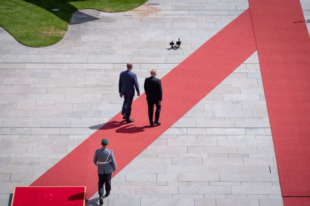 Präsident, Aserbaidschan, Ilham Alijew, Friedrich Merz, Bundeskanzler Berlin, Bundeskanzleramt, Militärische Ehren, Präsident, Aserbaidschan, Ilham Alijew, Friedrich Merz, Bundeskanzler Berlin Berlin GER *** President of Azerbaijan, Ilham Aliyev, Friedrich Merz, Federal Chancellor, Berlin, Federal Chancellery, Military Honors, President of Azerbaijan, Ilham Aliyev, Friedrich Merz, Federal Chancellor, Berlin, Berlin, GER
