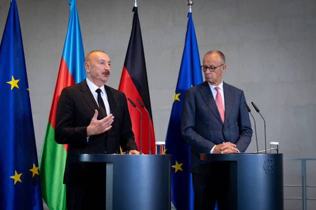 Präsident, Aserbaidschan, Ilham Alijew, Friedrich Merz, Bundeskanzler Berlin, Bundeskanzleramt, Pressekonferenz, Präsident, Aserbaidschan, Ilham Alijew, Friedrich Merz, Bundeskanzler Berlin Berlin GER *** President of Azerbaijan, Ilham Aliyev, Friedrich Merz, Federal Chancellor, Berlin, Federal Chancellery, press conference, President of Azerbaijan, Ilham Aliyev, Friedrich Merz, Federal Chancellor, Berlin, Berlin, GER