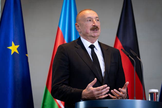 Präsident, Aserbaidschan, Ilham Alijew Berlin, Bundeskanzleramt, Pressekonferenz, Präsident, Aserbaidschan, Ilham Alijew Berlin Berlin GER *** President of Azerbaijan, Ilham Aliyev; Berlin; Federal Chancellery; press conference; President of Azerbaijan, Ilham Aliyev; Berlin; Berlin, GER