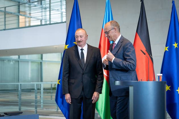Präsident, Aserbaidschan, Ilham Alijew, Friedrich Merz, Bundeskanzler Berlin, Bundeskanzleramt, Pressekonferenz, Präsident, Aserbaidschan, Ilham Alijew, Friedrich Merz, Bundeskanzler Berlin Berlin GER *** President of Azerbaijan, Ilham Aliyev, Friedrich Merz, Federal Chancellor, Berlin, Federal Chancellery, press conference, President of Azerbaijan, Ilham Aliyev, Friedrich Merz, Federal Chancellor, Berlin, Berlin, GER