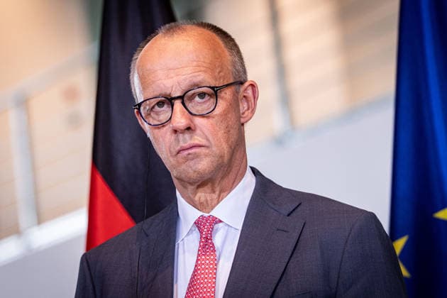 Berlin, Friedrich Merz trifft Ilham Alijew im Bundeskanzleramt Bundeskanzler Friedrich Merz (CDU) trifft Präsidenten der Republik Aserbaidschan Ilham Alijew am 21.07.2026 im Bundeskanzleramt in Berlin. Berlin Bundeskanzleramt Berlin Deutschland *** Berlin: Friedrich Merz Meets Ilham Aliyev at the Federal Chancellery; Federal Chancellor Friedrich Merz (CDU) meets with Ilham Aliyev, President of the Republic of Azerbaijan, on July 21, 2026, at the Federal Chancellery in Berlin; Berlin; Federal Chancellery; Berlin, Germany