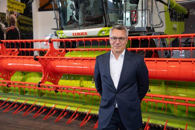Silke GORISSEN, Gorißen, CDU, Ministerin fuer Landwirtschaft und Verbraucherschutz des Landes Nordrhein-Westfalen, besucht den Landmaschinenhersteller Claas im Rahmen der Tour ,,Starke Zukunft in NRW: KI in Landwirtschaft und Wald,,, Harsewinkel, 21.07.2026 *** Silke GORISSEN, Gorißen, CDU, Minister of Agriculture and Consumer Protection for the State of North Rhine-Westphalia, visits the agricultural machinery manufacturer Claas as part of the tour A Strong Future in North Rhine-Westphalia: AI in Agriculture and Forestry, Harsewinkel, July 21, 2026
