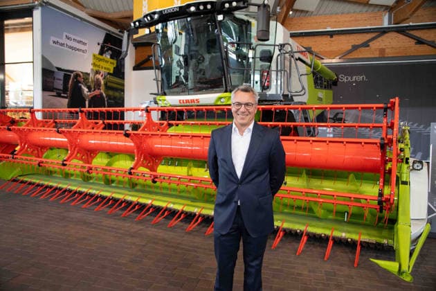 Silke GORISSEN, Gorißen, CDU, Ministerin fuer Landwirtschaft und Verbraucherschutz des Landes Nordrhein-Westfalen, besucht den Landmaschinenhersteller Claas im Rahmen der Tour ,,Starke Zukunft in NRW: KI in Landwirtschaft und Wald,,, Harsewinkel, 21.07.2026 *** Silke GORISSEN, Gorißen, CDU, Minister of Agriculture and Consumer Protection for the State of North Rhine-Westphalia, visits the agricultural machinery manufacturer Claas as part of the tour A Strong Future in North Rhine-Westphalia: AI in Agriculture and Forestry, Harsewinkel, July 21, 2026