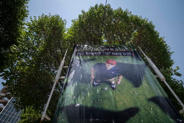 Anti‘Trump Messaging Appears On Billboards In Tehran An anti-U.S. President Donald Trump billboard is photographed in downtown Tehran, Iran, on July 21, 2026, amid renewed conflicts between Iran and the United States in southern Iran. MORTEZA NIKOUBAZL NurPhoto Tehran Tehran Iran  Copyright: xMortezaxNikoubazlx originalFilename: nikoubazl-antitrum260721_npmU6.jpg