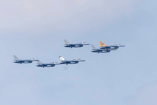 Military and civilian parade for the national Day 2026 BRUSSELS, BELGIUM - JULY 21 : F-16 airplanes Belgium Airforce attend the military and civilian parade for the national Day 2026 on July 21, 2026 in Brussels, Belgium, 21 07 2026 Brussels Belgium  Copyright: xDidierxLebrunx