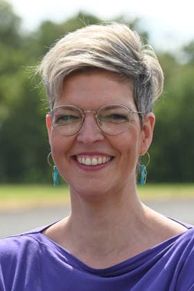 Silke GORISSEN, Gorißen, CDU, Ministerin fuer Landwirtschaft und Verbraucherschutz des Landes Nordrhein-Westfalen, besucht den Landmaschinenhersteller Claas im Rahmen der Tour ,,Starke Zukunft in NRW: KI in Landwirtschaft und Wald,,, Harsewinkel, 21.07.2026 *** Silke GORISSEN, Gorißen, CDU, Minister of Agriculture and Consumer Protection for the State of North Rhine-Westphalia, visits the agricultural machinery manufacturer Claas as part of the tour A Strong Future in North Rhine-Westphalia: AI in Agriculture and Forestry, Harsewinkel, July 21, 2026