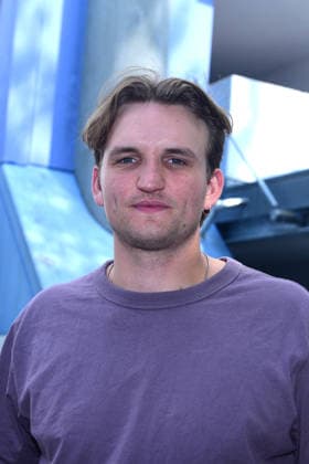 Ludger Boekelmann beim Fototermin am Rande der Dreharbeiten zum ARD Film Mama am 21.07.2026 in Hamburg Ludger Boekelmann attends a set visit of ARD movie Mama on July 21, 2026 in Hamburg, Germany Am Set vom ARD Film Mama mit Harriet Herbig-Matten in Hamburg *** Ludger Boekelmann at a photo shoot on the sidelines of the filming of the ARD movie *Mama* on July 21, 2026, in Hamburg Ludger Boekelmann attends a set visit for the ARD movie *Mama* on July 21, 2026 in Hamburg, Germany On the set of the ARD film *Mama* with Harriet Herbig Matten in Hamburg 