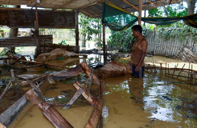 A flood-affected villager stands amid inundated surroundings at Teok, in Jorhat Jorhat Assam , Jul 21 (ANI): A flood-affected villager stands amid inundated surroundings at Teok, in Jorhat on Tuesday. Jorhat Assam India Copyright: xANIx ANI_20260721387