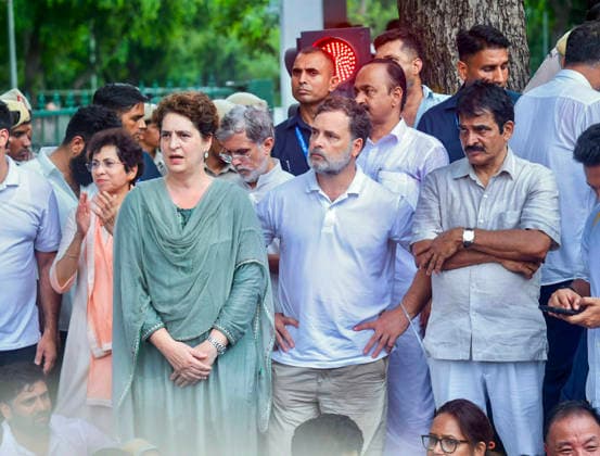 RECORD DATE NOT STATED Lok Sabha LoP Rahul Gandhi, Congress leaders Priyanka Gandhi Vadra, KC Venugopal and others, hold a protest outside the PM s residence at Lok Kalyan Marg New Delhi, Jul 21 (ANI): Lok Sabha LoP Rahul Gandhi, Congress leaders Priyanka Gandhi Vadra, KC Venugopal and others, hold a protest outside the PM s residence at Lok Kalyan Marg, demanding the resignations of Prime Minister Narendra Modi and Education Minister Dharmendra Pradhan, in New Delhi on Tuesday. (@IYC X ANI Photo) New Delhi Delhi India Copyright: xANIx ANI_20260721491