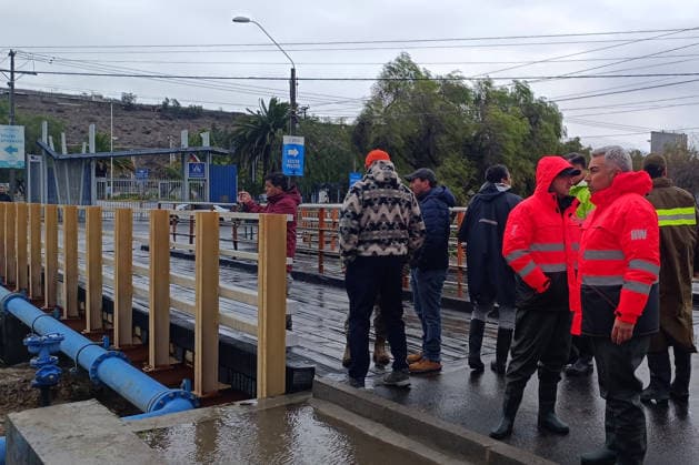 Vallenar, July 21, 2026: A general view of the Ananuca Bridge over the Huasco River in Vallenar amid the emergency caused by the weather front. Claudio Lopez, Aton Chile, Vallenar, Chile. Aton 1174342  Copyright: CLAUDIOxLOPEZ ATONxCHILE