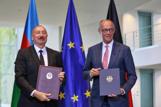 Berlin, Deutschland, 21.07.2026: Bundeskanzleramt: Empfang des Präsidenten Aserbaidschans: Präsident von Aserbaidschan Ilham Alijew und Bundeskanzler Friedrich Merz (CDU) geben ein Pressestatement *** Berlin, Germany, July 21, 2026; Federal Chancellery: Reception for the President of Azerbaijan; President of Azerbaijan Ilham Aliyev and Federal Chancellor Friedrich Merz (CDU) issue a press statement Copyright: xdtsxNachrichtenagenturx dts_128223