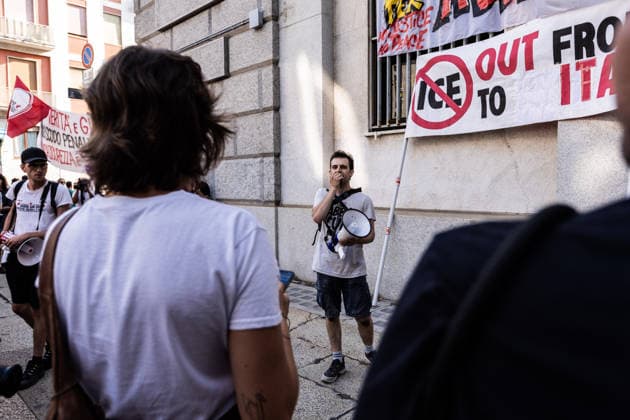 July 21, 2026, Milan, Mi, Italy: A protest was organized following the death of Abderrahim Fakir, a 42-year-old entrepreneur of Moroccan origin who died on Sunday while being pinned face-down on the ground by police officers. The demonstration in memory of Fakir, held in front of the prefecture, drew hundreds of people. Milan Italy - ZUMAc276 20260721_zip_c276_007 Copyright: xAndreaxCarrubbax
