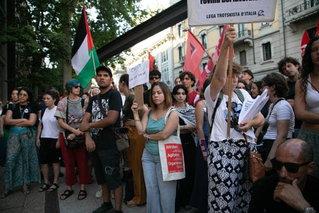 IPA86874872 - Milan, July 21, 2026, Largo 11 Settembre: A rally was held in front of the Prefecture, which later turned into a Sicobas march in memory of Abderrahim Fakir, who died in Bologna following police intervention; the march arrived at San Babila, with signs and banners.  Copyright: xFrancescoxEnriquezx xFrancescoxEnriquezx 86874872