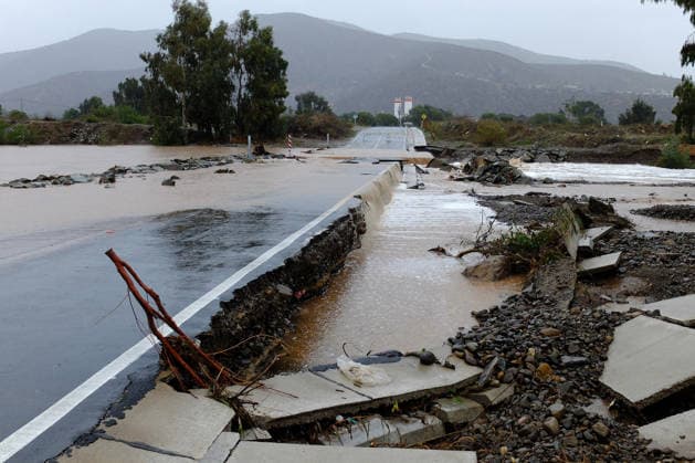 La Ligua, July 21, 2026: A flood of the La Ligua River has caused damage to one of the roads connecting the municipality of La Ligua with the town of Valle Hermoso, as a result of the weather fronts affecting the north-central region of the country. Raúl Zamora Aton, Chile, La Ligua, Chile Aton 1174384  Copyright: RAULxZAMORA ATONxCHILE
