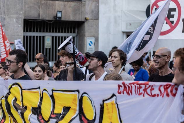 July 21, 2026, Tradate, Varese, Italy: A protest march involving over a thousand participantsÃ¢â‚¬organized following the death of Abderrahim Fakir, an entrepreneur of Moroccan origin who died on Sunday while being pinned face-down on the ground by police officersÃ¢â‚¬is making its way through the city streets. Tradate Italy - ZUMAc276 20260721_zip_c276_012 Copyright: xAndreaxCarrubbax