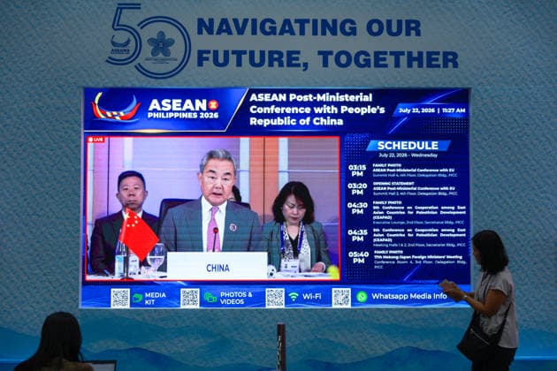 ASEAN Foreign Ministers Meeting in Philippines METRO MANILA, PHILIPPINES - JULY 22: A view of TV livestream of Chinese Foreign Minister Wang Yi speaking during a conference with ASEAN foreign ministers, as part of the ASEAN foreign ministers summit, in Pasay City, Metro Manila, Philippines, on July 22, 2026. Daniel Ceng Anadolu Metro Manila Philippines. Editorial use only. Please get in touch for any other usage.  Copyright: x2026xAnadoluxDanielxCengx