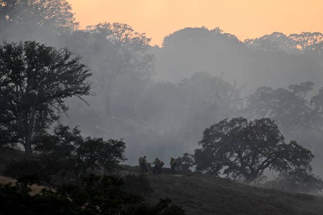 Little Fire of wildfire continues in Sunol, California SUNOL, CALIFORNIA - JULY 21: Fire crews battle wildfire named as Little Fire in Sunol, Alameda County, California on July 21, 2026. Tayfun Coskun Anadolu California United States. Editorial use only. Please get in touch for any other usage.  Copyright: x2026xAnadoluxTayfunxCoskunx