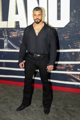 STARZ s Fightland New York Premiere NEW YORK, NY- JULY 21: New York, NY- July 21: Howard Charles at STARZ Fightland Premiere. at STARZ s Fightland New York Premiere on July 21, 2026 in New York City. Credit: Camara Porter AdMedia New York City New York USA EDITORIAL USE ONLY  Copyright: xx CamaraxPorterx xAdMediax admphotosthree007202