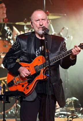 Colin Hay on stage for Men At Work Summer 2026 Concert Tour, Cobb Energy Performing Arts Centre, Atlanta, GA, July 21, 2026. Photo By: Derek Storm Everett Collection Men At Work Summer 2026 Concert Tour PUBLICATIONXNOTxINxCANxCHNxFRAxITAxJPNxNORxPOLxRUSxESPxUKxUSA