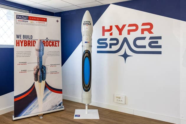 Benjamin Haddad Visiting Hyprspace - Le Haillan Minister Delegate for Europe Benjamin Haddad visits French aerospace start-up HyPrSpace, specialized in hybrid propulsion and space launch vehicles near Bordeaux in Le Haillan, France, on July 21, 2026. Photo by Margot Le Gonidec ABACAPRESS.COM Le Haillan France  Copyright: xLexGonidecxMargot ABACAx