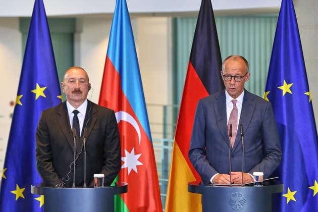 Berlin, Deutschland, 21.07.2026: Bundeskanzleramt: Empfang des Präsidenten Aserbaidschans: Präsident von Aserbaidschan Ilham Alijew und Bundeskanzler Friedrich Merz (CDU) geben ein Pressestatement *** Berlin, Germany, July 21, 2026; Federal Chancellery: Reception for the President of Azerbaijan; President of Azerbaijan Ilham Aliyev and Federal Chancellor Friedrich Merz (CDU) issue a press statement Copyright: xdtsxNachrichtenagenturx dts_128219
