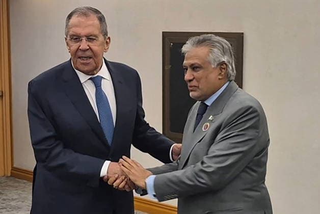 PHILIPPINES, MANILA - JULY 22, 2026: Russia s Minister of Foreign Affairs Sergei Lavrov and Pakistan s Minister for Foreign Affairs Muhammad Ishaq Dar shake hands during a meeting on the sidelines of ASEAN-led events. Video grab. Best quality available. TASS Manila Philippines  - ZUMAt113 20260722_zaa_t113_002 Copyright: xTassx