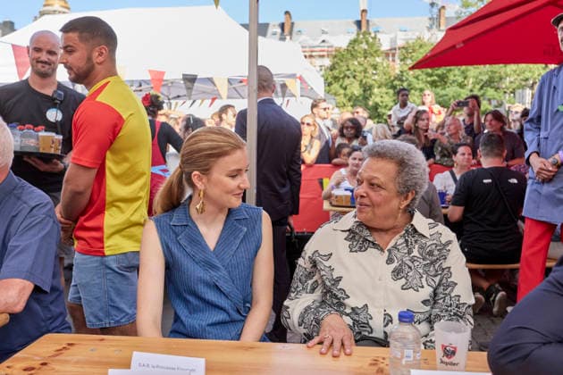 Belgian Royal Family Attends Resto National - Brussels King Philippe, Queen Mathilde, and their children—Princes Gabriel and Emmanuel and Princesses Elisabeth and Eleonore—attend the Resto National at the Place du Jeu de Balle in Brussels, Belgium on July 21, 2026, as the royal family participates in the event for the first time in 15 years, offering affordable meals of mussels and fries to people on modest incomes. Photo by Olivier Polet ABACAPRESS.COM Brussels Belgium  Copyright: xPoletxOlivier ABACAx