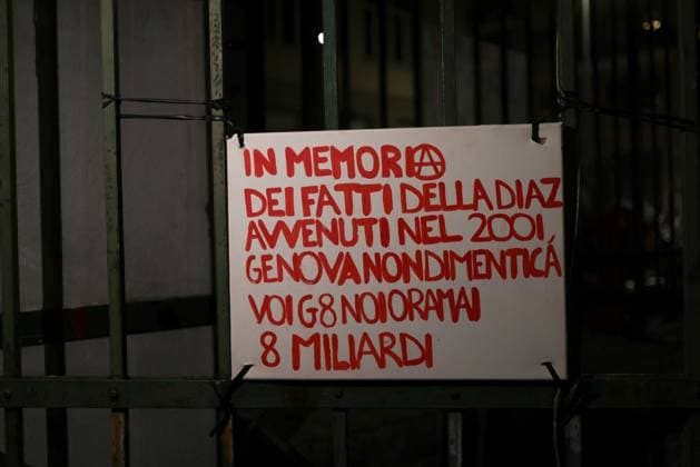 Vigil marks 25th anniversary of Diaz school raid in Genoa GENOA, ITALY JULY 21, 2026: People attend a remembrance vigil marking the 25th anniversary of the police raid on the Diaz school during the 2001 G8 summit in Genoa. The gathering commemorated those injured in the operation and called attention to concerns over police violence and the suppression of dissent during the summit protests. Genova Berlin Italy Copyright: x xZairaxBiaginix xJNAxPressx