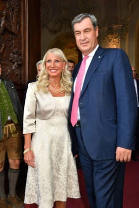 Karin Baumueller-Soeder und Markus Soeder beim Sommerempfang vom Bayerischen Landtag am 21.07.2026 auf Schloss Schleissheim bei Muenchen Karin Baumueller-Soeder and Markus Soeder attend the summer reception of the Bavarian State Parliament (Sommerempfang des Bayerischen Landtags) at Schleissheim Palace (Schloß Schleißheim) on July 21, 2026 in Oberschleißheim near Munich, Germany Sommerempfang 2026 vom Bayerischen Landtag auf Schloss Schleissheim bei Muenchen *** Karin Baumueller Soeder and Markus Soeder at the Bavarian State Parliament’s summer reception on July 21, 2026, at Schleissheim Palace near Munich. Karin Baumueller Soeder and Markus Soeder attend the summer reception of the Bavarian State Parliament at Schleissheim Palace Schl 