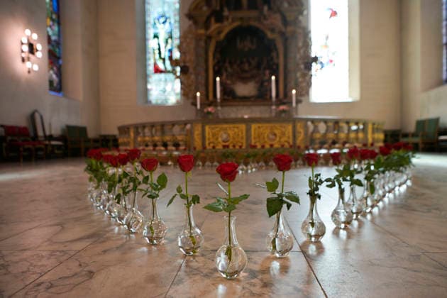 22. juli markering i Oslo domkirke Oslo 20260722. 22. juli markering i Oslo Domkirke. I ar er det 15 ar siden terrorangrepet hvor 77 mennesker mistet livet i 2011. Foto: Annika Byrde NTB POOL Oslo Norge ErwVetrNGK0 EDITORIAL USE ONLY Ref:_BNC_POLErwVetrNGK0.jpg *** July 22 commemoration at Oslo Cathedral, Oslo, July 22, 2026 July 22 commemoration at Oslo Cathedral This year marks the 15th anniversary of the terrorist attack in which 77 people lost their lives in 2011 Photo: Annika Byrde, NTB POOL, Oslo, Norway, ErwVetrNGK0 EDITORIAL USE ONLY Ref BNC POLErwVetrNGK0 jpg  Copyright: xAnnikaxByrdex xNTBx