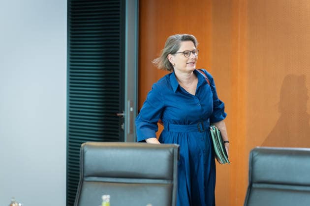 Kabinettsitzung, Stefanie Hubig, Bundesministerin, Justiz, Verbraucherschutz Auftakt, Kabinettsitzung, Bundesregierung, Stefanie Hubig, Bundesministerin, Justiz, Verbraucherschutz Berlin Berlin GER *** Cabinet Meeting, Stefanie Hubig, Federal Minister of Justice and Consumer Protection, Opening Remarks, Cabinet Meeting, Federal Government, Stefanie Hubig, Federal Minister of Justice and Consumer Protection, Berlin, Berlin, GER