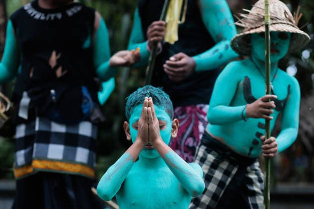 Ngerebeg ritual, a colorful tradition in Bali BALI, INDONESIA - JULY 22: Locals with painted bodies participate in the Ngerebeg ritual, a colorful traditional procession believed to expel evil spirits and bad luck from the village, on July 22, 2026 in Bali, Indonesia. Participants paint their bodies to resemble astral beings as they pray and march through the village. Johannes P. Christo Anadolu Bali Indonesia. Editorial use only. Please get in touch for any other usage.  Copyright: x2026xAnadoluxJohannesxP.xChristox