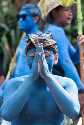 Ngerebeg ritual, a colorful tradition in Bali BALI, INDONESIA - JULY 22: Locals with painted bodies participate in the Ngerebeg ritual, a colorful traditional procession believed to expel evil spirits and bad luck from the village, on July 22, 2026 in Bali, Indonesia. Participants paint their bodies to resemble astral beings as they pray and march through the village. Johannes P. Christo Anadolu Bali Indonesia. Editorial use only. Please get in touch for any other usage.  Copyright: x2026xAnadoluxJohannesxP.xChristox