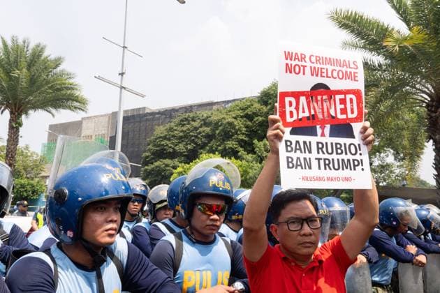 July 22, 2026, Pasay City, Philippines: PASAY Pasay City, PHILIPPINES Ã¢â‚¬ JULY 22, 2026: Protesters from the progressive alliance Bagong Alyansang Makabayan (Bayan) were dispersed by police after attempting to hold a demonstration outside the Philippine International Convention Center (PICC) in Pasay City, where the 59th ASEAN Foreign Ministers Meeting is being held from July 20Ã¢â‚¬24, 2026. The protest sought to condemn the presence of US Secretary of State Marco Rubio, whom demonstrators labeled a war criminal over his alleged role in US military actions abroad. Pasay City Philippines - ZUMAq101 20260722_zna_q101_015 Copyright: xCharlesxEdmonxS.xPerezx