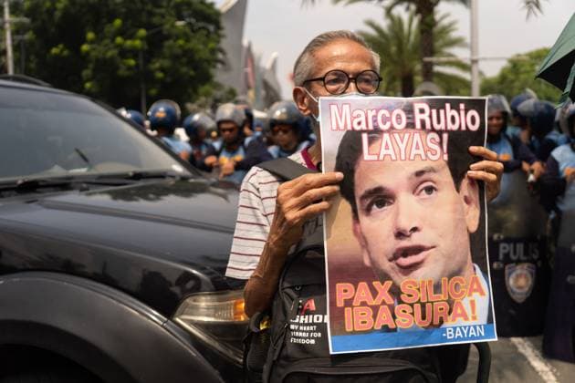 July 22, 2026, Pasay City, Philippines: PASAY Pasay City, PHILIPPINES Ã¢â‚¬ JULY 22, 2026: Protesters from the progressive alliance Bagong Alyansang Makabayan (Bayan) were dispersed by police after attempting to hold a demonstration outside the Philippine International Convention Center (PICC) in Pasay City, where the 59th ASEAN Foreign Ministers Meeting is being held from July 20Ã¢â‚¬24, 2026. The protest sought to condemn the presence of US Secretary of State Marco Rubio, whom demonstrators labeled a war criminal over his alleged role in US military actions abroad. Pasay City Philippines - ZUMAq101 20260722_zna_q101_017 Copyright: xCharlesxEdmonxS.xPerezx