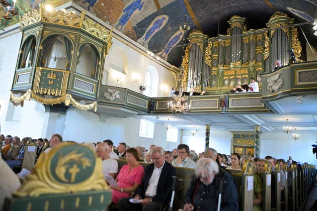 22. juli markering i Oslo domkirke Oslo 20260722. 22. juli markeringen i Oslo Domkirke. I ar er det 15 ar siden terrorangrepet hvor 77 mennesker mistet livet i 2011. Foto: Annika Byrde NTB POOL Oslo Norge zJpP_j-BHt8 EDITORIAL USE ONLY Ref:_BNC_POLzJpP_j-BHt8.jpg *** July 22 Commemoration at Oslo Cathedral, Oslo, July 22, 2026 The July 22 commemoration at Oslo Cathedral. This year marks the 15th anniversary of the terrorist attack in which 77 people lost their lives in 2011. Photo: Annika Byrde, NTB POOL, Oslo, Norway zJpP j BHt8 EDITORIAL USE ONLY Ref BNC POLzJpP j BHt8 jpg  Copyright: xAnnikaxByrdex xNTBx
