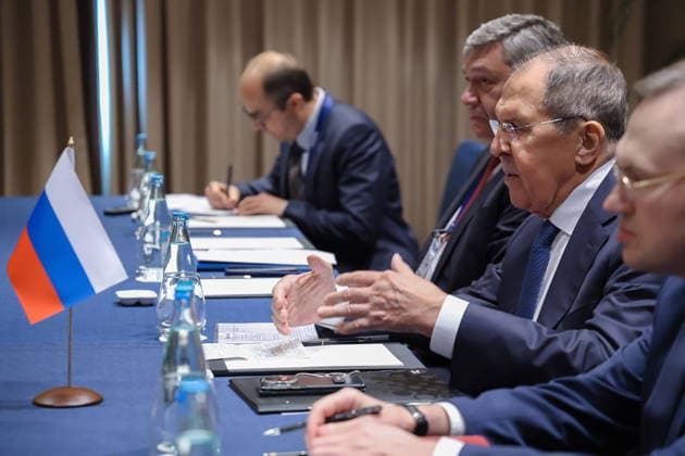 PHILIPPINES, MANILA - JULY 22, 2026: Russia s Minister of Foreign Affairs Sergei Lavrov during a meeting with Bangladesh s Minister of Foreign Affairs Rahman (not pictured) on the sidelines of ASEAN-led events. Video grab. Best quality available. Russian Foreign Ministry TASS  95321395