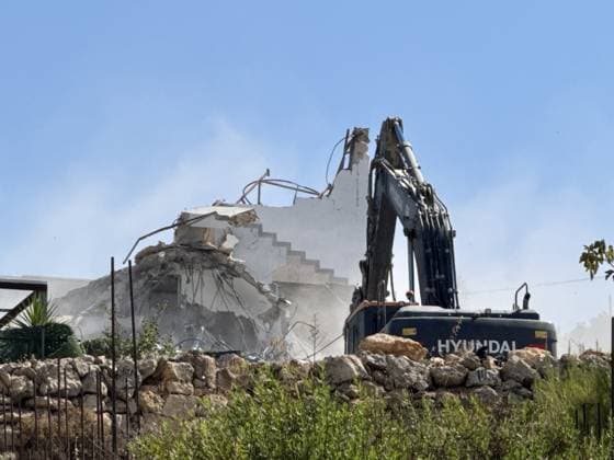 Israeli forces demolish four Palestinian homes in West Bank BETHLEHEM, WEST BANK, PALESTINE - JULY 22: Israeli military forces demolish four Palestinian homes in Nahhalin village on the grounds that they are built without permits in Bethlehem, West Bank, Palestine on July 22, 2026. Hisham K. K. Abu Shaqra Anadolu Bethlehem West Bank. Editorial use only. Please get in touch for any other usage.  Copyright: x2026xAnadoluxHishamxK.xK.xAbuxShaqrax