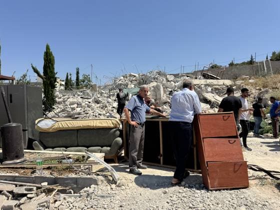 Israeli forces demolish four Palestinian homes in West Bank BETHLEHEM, WEST BANK, PALESTINE - JULY 22: Palestinian families attempt to salvage their belongings from the rubble of their homes after Israeli military forces demolish four Palestinian homes in Nahhalin village on the grounds that they are built without permits in Bethlehem, West Bank, Palestine on July 22, 2026. Hisham K. K. Abu Shaqra Anadolu Bethlehem West Bank. Editorial use only. Please get in touch for any other usage.  Copyright: x2026xAnadoluxHishamxK.xK.xAbuxShaqrax