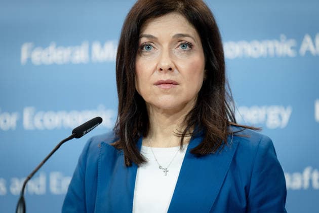 Katherina Reiche, Bundesministerin für Wirtschaft und Energie Katherina Reiche, Bundesministerin für Wirtschaft und Energie, BMWE, Berlin, Pressestatement zur neuen Startup- und Scaleup-Strategie Berlin Berlin GER *** Katherina Reiche, Federal Minister for Economic Affairs and Energy Katherina Reiche, Federal Minister for Economic Affairs and Energy, BMWE, Berlin, Press Statement on the New Startup and Scaleup Strategy Berlin Berlin GER