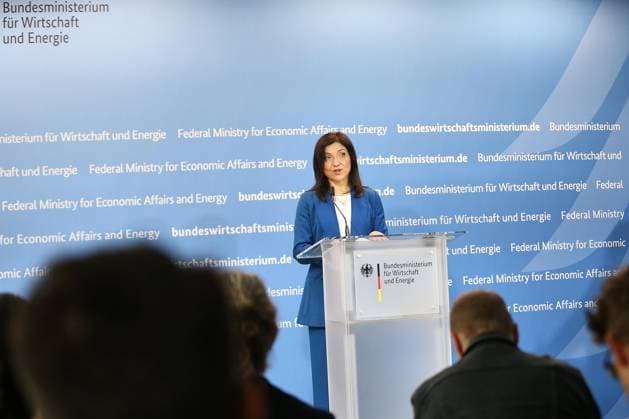 Berlin, Deutschland, 22.07.2026: Wirtschaftsministerium: Pressestatement zur Start-up- und Scale-up-Strategie: Bundesministerin für Wirtschaft und Energie Katherina Reiche (CDU) *** Berlin, Germany, July 22, 2026 Ministry of Economic Affairs Press Statement on the Startup and Scale-up Strategy Federal Minister for Economic Affairs and Energy Katherina Reiche, CDU Copyright: xdtsxNachrichtenagenturx dts_128273
