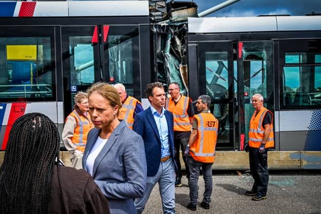ROTTERDAM - Mayor Carola Schouten of Rotterdam on the Erasmus Bridge with the tram accident in the background, in which several people were injured. FRANK DE ROO ANP netherlands out - belgium out  Copyright: xx x564057904x originalFilename: 564057904.jpg