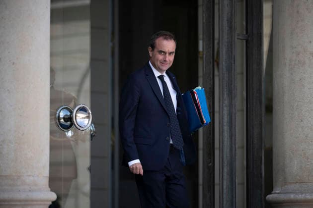 Weekly Cabinet Meeting - Paris France s Prime Minister Sebastien Lecornu leaves after the weekly cabinet meeting at the Elysee Palace in Paris on July 22, 2026.Photo by Eliot Blondet ABACAPRESS.COM Paris France France  Copyright: xBlondetxEliot ABACAx