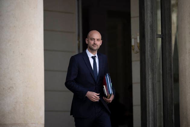 Weekly Cabinet Meeting - Paris France s Foreign Affairs Minister Jean-Noel Barrot leaves after the weekly cabinet meeting at the Elysee Palace in Paris on July 22, 2026.Photo by Eliot Blondet ABACAPRESS.COM Paris France France  Copyright: xBlondetxEliot ABACAx