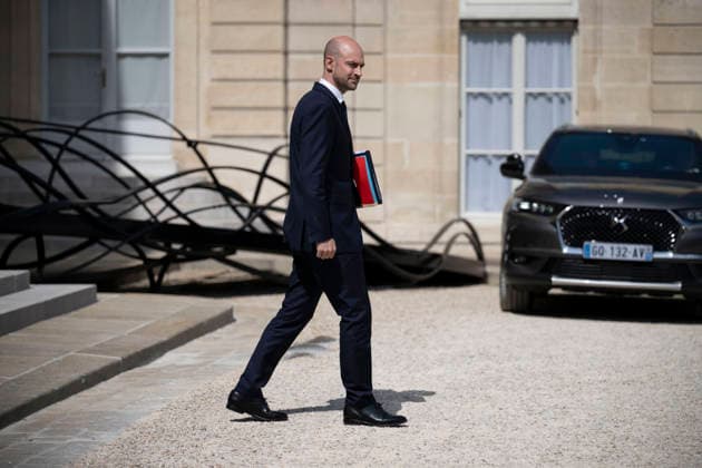 Weekly Cabinet Meeting - Paris France s Foreign Affairs Minister Jean-Noel Barrot leaves after the weekly cabinet meeting at the Elysee Palace in Paris on July 22, 2026.Photo by Eliot Blondet ABACAPRESS.COM Paris France France  Copyright: xBlondetxEliot ABACAx